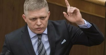 Открыл огонь по Фицо: стрелок может быть причастен к выступлениям за Украину, — соцсети