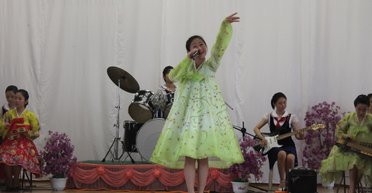 Из Кореи в Корею. В Сеуле и Пхеньяне по-разному понимают, что такое счастье