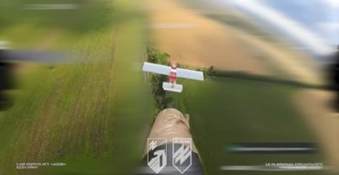 Украинские FPV-дроны с дробовиками сбили шесть российских БПЛА "Молния" (видео)