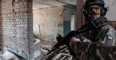 Відірвані від українських реалій: Генштаб ЗСУ скорочує навчання військових ЗСУ за кордоном