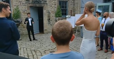 Готувався 3 місяці: наречена не може повірити в те, що чоловік зробив у день весілля