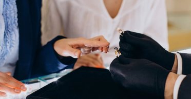 Як вдало придбати б/в прикраси й уникнути неприємних сюрпризів?