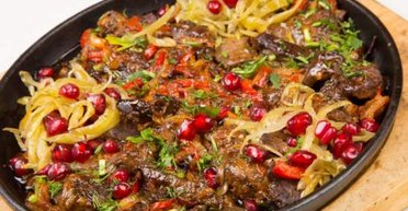 Дуже смачно й ароматно: вірменський тжвжик із курячих тельбушків