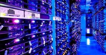 Замість сонця і вітру: Фінляндія видобуває величезну кількість енергії за допомогою інтернету