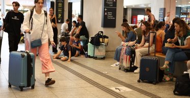 Житло, гроші, амністія для втікачів: експерти про умови повернення українських біженців