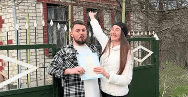 Молодожены купили заброшенный дом в селе: что там изменилось до и после ремонта