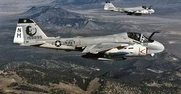 Бомбардировщик A-6 Intruder: главный союзник американцев во Вьетнаме