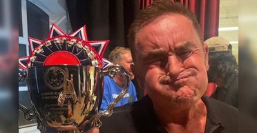 Багатовікова традиція: в Англії визначили переможця першості з гримас (фото, відео)