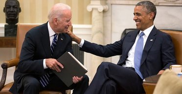 "Они облажались в 2014 году": Байден заявил, что Обама не воспринимал Путина всерьез, — СМИ