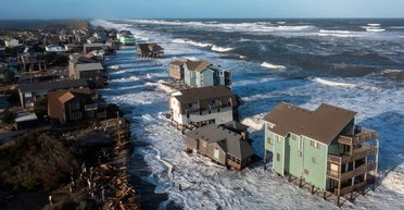 Океан наступає на сушу: як вода забирає будинки у мільйонів жителів планети (фото)
