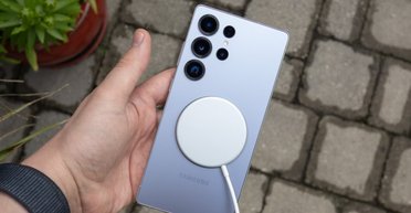 Samsung готовит сверхбыструю зарядку для смартфонов и не только: какие устройства получат