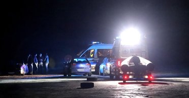 В Польше украинцы из-за неосторожного дрифта на автомобиле слетели в реку (фото)