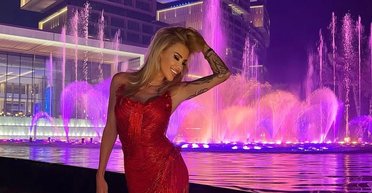 Телеведущая "Кульбаба" застряла в Дубае: что она рассказывает о ситуации в городе (фото)