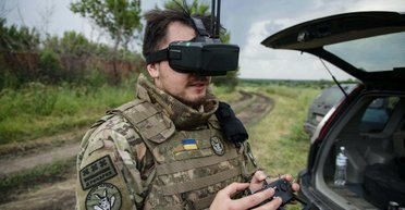 Первая частная школа операторов БпЛА получила сертификацию Минобороны: что это даст выпускникам