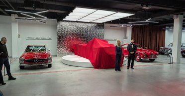 Ferrari, Porsche и Corvette: во Львове открылся музей с эксклюзивными ретро-авто (фото)