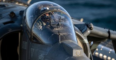 Винищувач AV-8B Harrier: полонених не брати