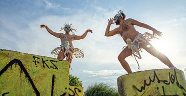 Три веселых буквы.  Музыканты "Хамерман знищує віруси" — о прекрасном будущем, матюках и голой жопе