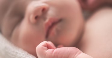 Украинская рождаемость — самая низкая в мире. Почему это совсем не волнует политиков