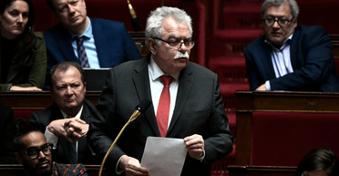 "Щоб не розмножувались": у Франції чоловік надіслав депутатам 600 презервативів в парламент