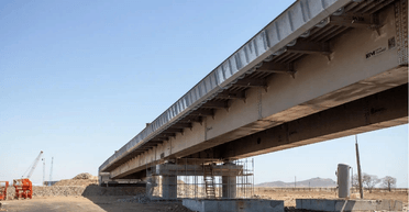 Северная Корея все ближе: РФ и КНДР соединились автомобильным мостом