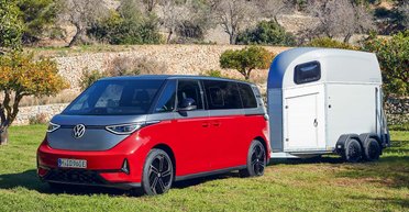 Ретростиль и 340 сил: дебютировал спортивный электровен Volkswagen (фото)