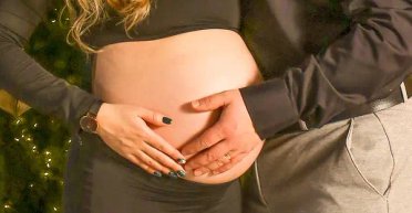 "Алименты гарантирую": мужчины в Украине ищут беременных женщин, чтобы избежать мобилизации