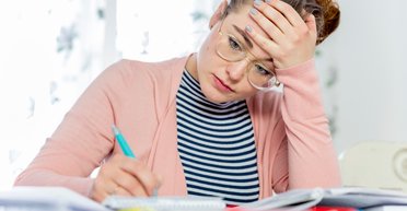 Тарифи на електроенергію в Україні: коли зміняться ціни на світло