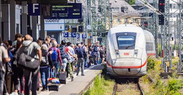 "Железнодорожный хаос" в Германии: назван важный пробел в обороне НАТО при войне с РФ (фото)