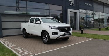 Богатое оснащение и автомат: в Украине появится мощный и недорогой пикап из Франции (фото)