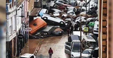 Близько 100 жертв, десятки тисяч людей без електрики: наслідки повені в Іспанії (відео)