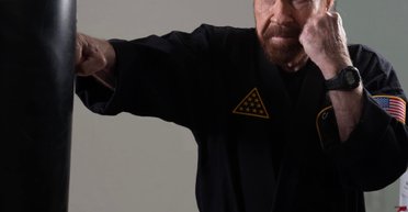 86-летний Чак Норрис внезапно умер после госпитализации: что известно