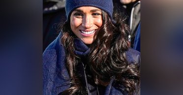 Сяє та підкреслює погляд: Меган Маркл з'явилася на публіці з новим кольором волосся (фото)