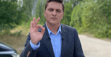 "Дасть бог, воно все вийде": актор В'ячеслав Довженко розповів про новий роман