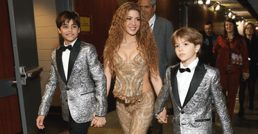 Шакіра зʼявилася на "Греммі-2025" з підрослими синами від Жерара Піке (фото)