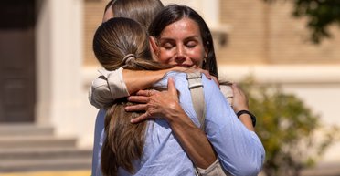 Королева Летиція відправила старшу доньку на військові навчання (фото)