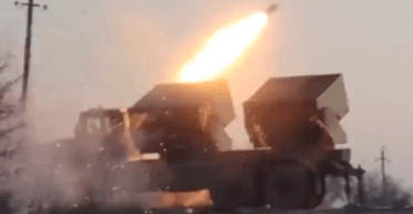 Войска РФ впервые показали применение РСЗО "Чебурашка" разработки боевиков "ДНР" (видео)