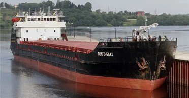 В Азовському морі затонуло російське судно з пшеницею: подробиці та фото