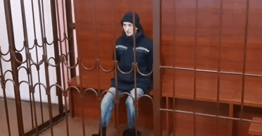 Обвинили в убийстве гражданских: в России на 22 года посадили украинского военного (видео)