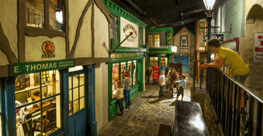 На аукціоні продали ціле "вікторіанське село": скільки за нього заплатили (фото)