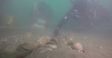 900-летние артефакты сохранились нетронутыми под водой: археологи обнаружили редкий груз селадона (фото)
