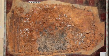 В гробнице правителя из династии Западная Хань обнаружили уникальный доспех из 6 тысяч чешуек (фото)