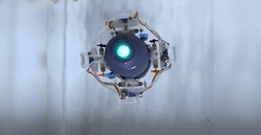 Расходует в 5 раз меньше энергии: создан морской дрон на "волновом" питании (фото)