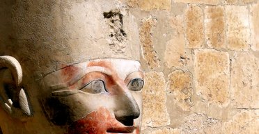 Особое открытие: ученые раскопали храм самой успешной правительницы Египта