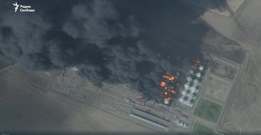 Горят уже 10 цистерн: что происходит на нефтебазе в Ростовской области (фото)