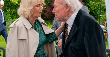 У віці 90 років помер актор серіалу "Пуаро Агати Крісті" Тімоті Вест