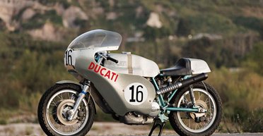 Старый 52-летний мотоцикл выставили на продажу по цене нового суперкара Ferrari (фото)