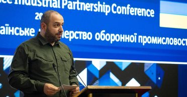 "Способны уничтожать все на своем пути": Умеров назвал оружие, которое позволяет РФ продвигаться