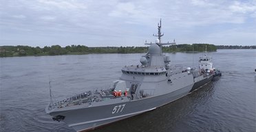 "Ці перформанси вже проводили": ЗС РФ встановили ЗРК "Тор" на корабель "Совєтск" (відео)