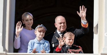Королівська родина Монако зʼявилася на публіці в повному складі (фото)