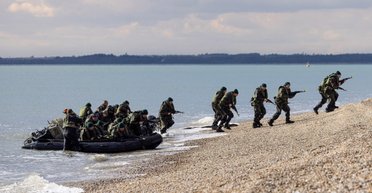 "Навчали десантуватися": Британія 6 місяців готувала морпіхів ЗСУ для операцій на воді